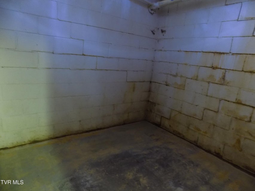 Photo #43: 185 Lovin Rd 