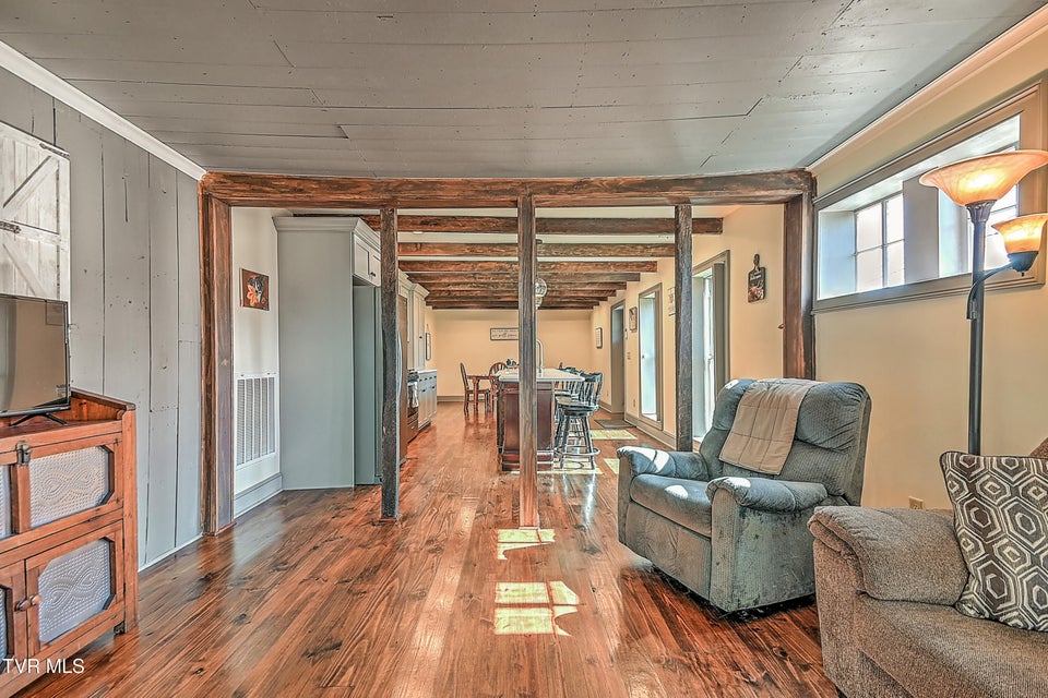 Photo #6: 217 Irish Street