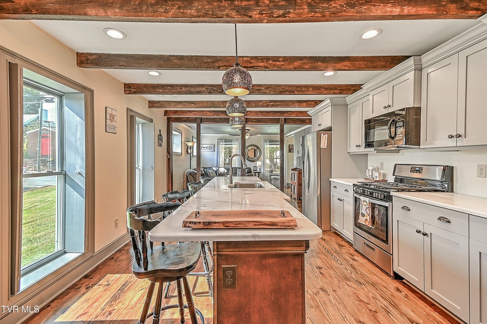 Photo #12: 217 Irish Street