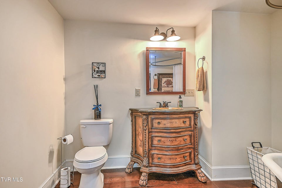 Photo #19: 217 Irish Street