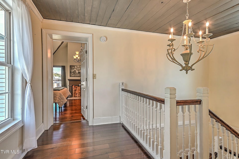 Photo #28: 217 Irish Street