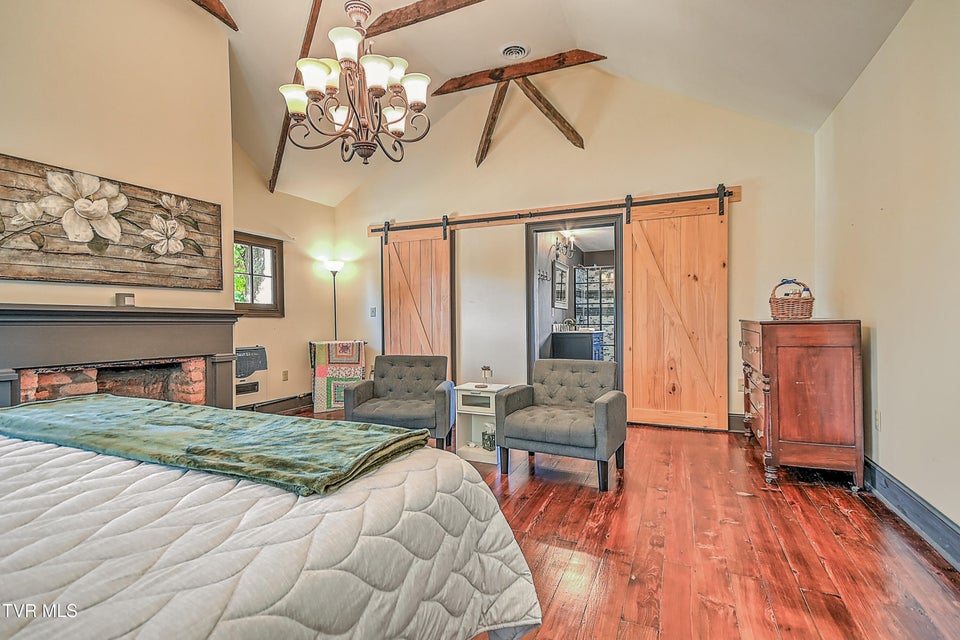 Photo #30: 217 Irish Street