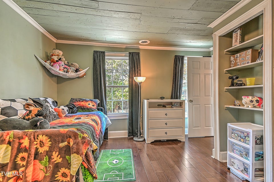 Photo #40: 217 Irish Street