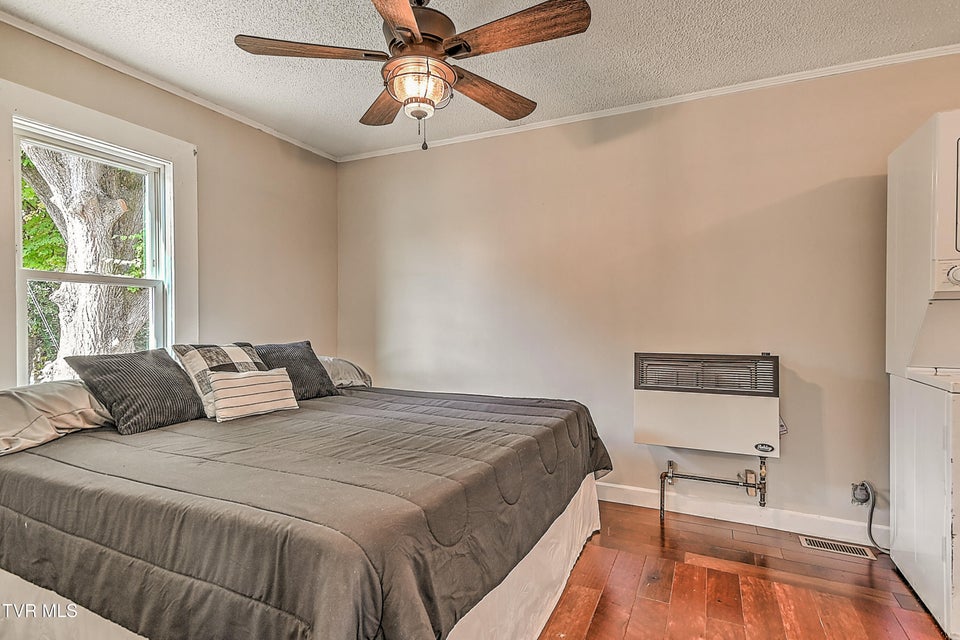 Photo #59: 217 Irish Street