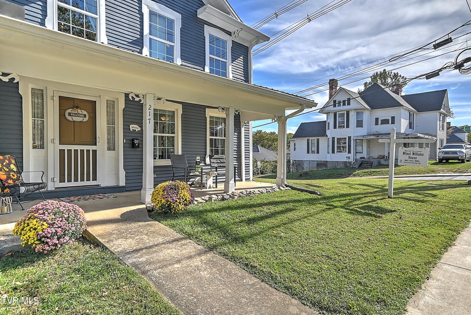 Photo #68: 217 Irish Street