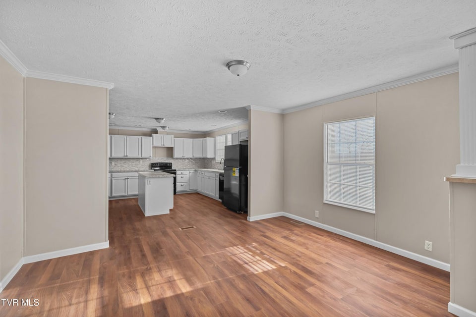 Photo #8: 311 Spring Street