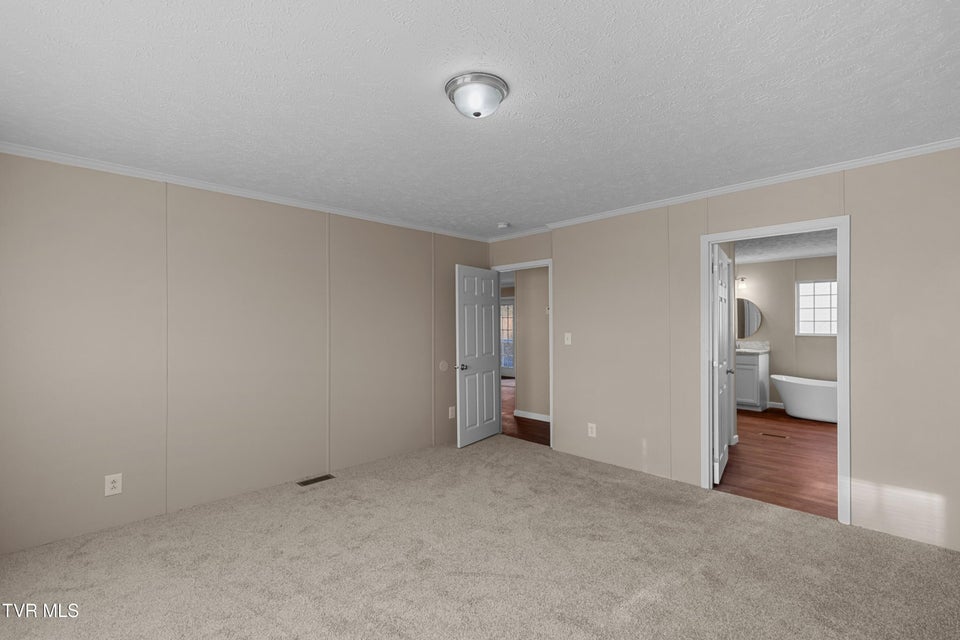 Photo #16: 311 Spring Street