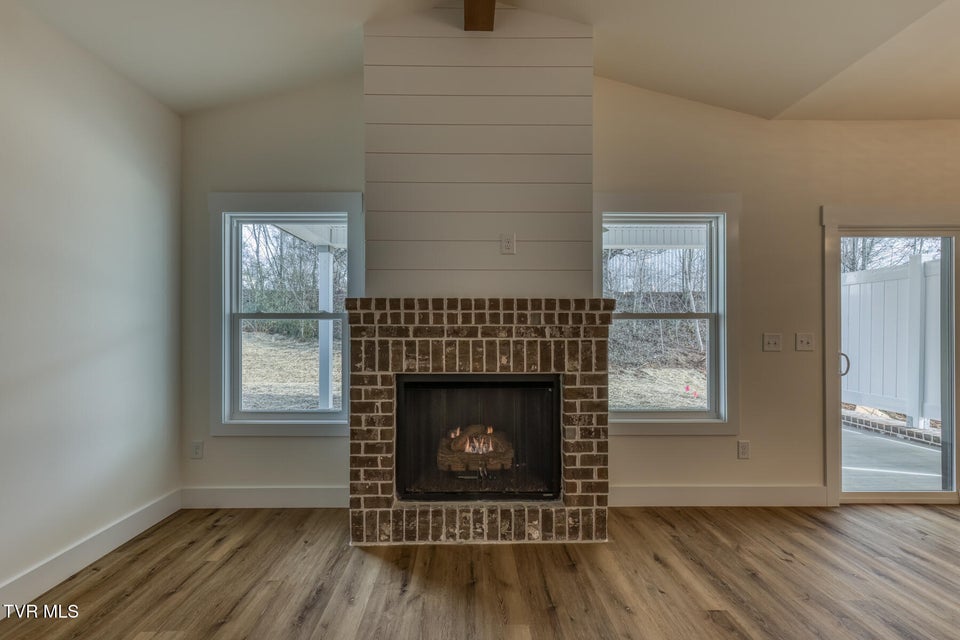 Photo #9: 106 Klm Drive