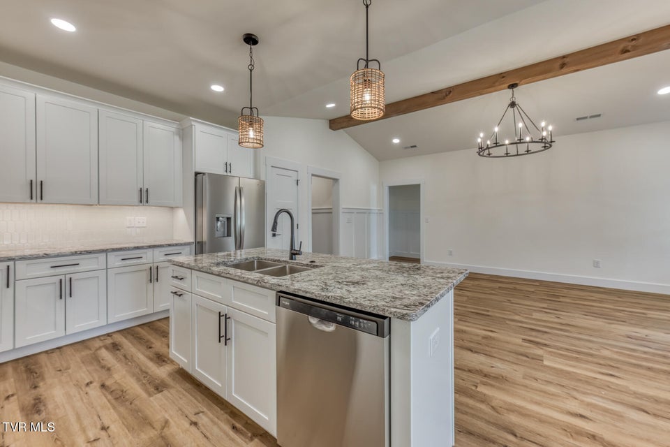 Photo #14: 106 Klm Drive