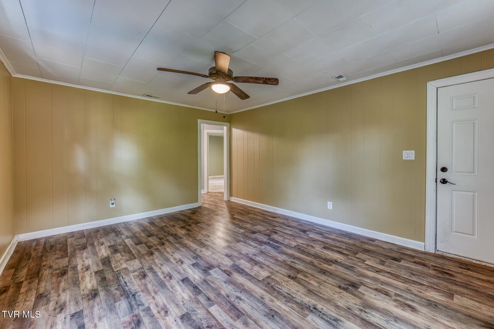 Photo #5: 2300 Beverly Hill Street