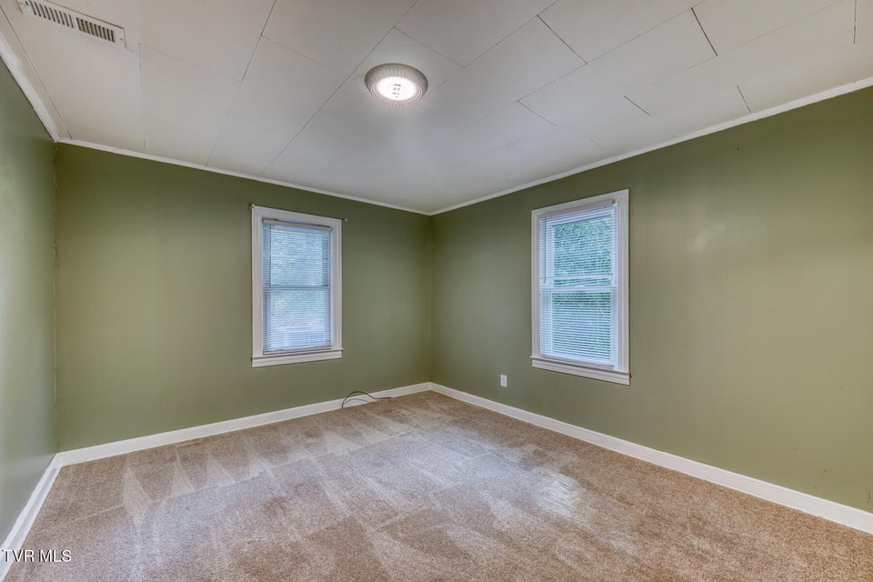 Photo #8: 2300 Beverly Hill Street