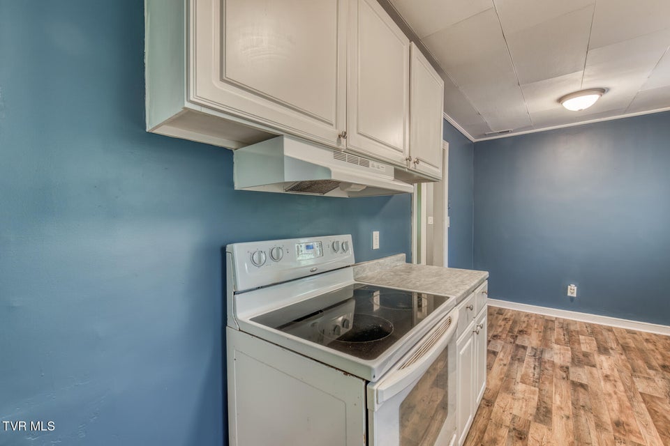 Photo #15: 2300 Beverly Hill Street