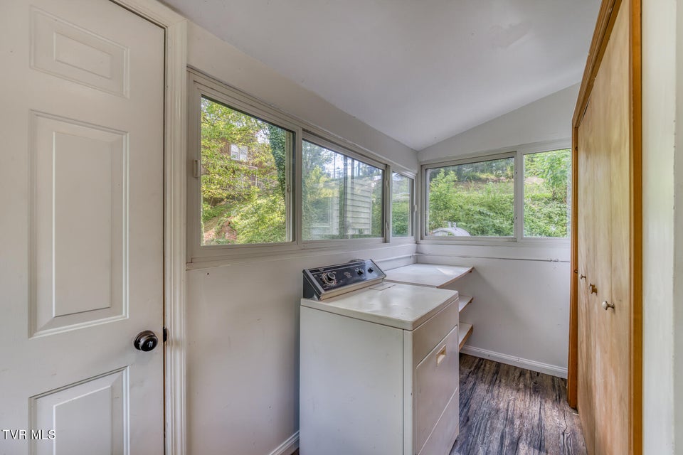 Photo #16: 2300 Beverly Hill Street