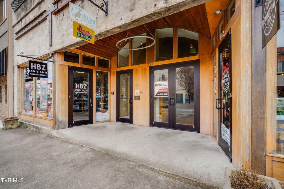 Photo #3: 217 Broad Street