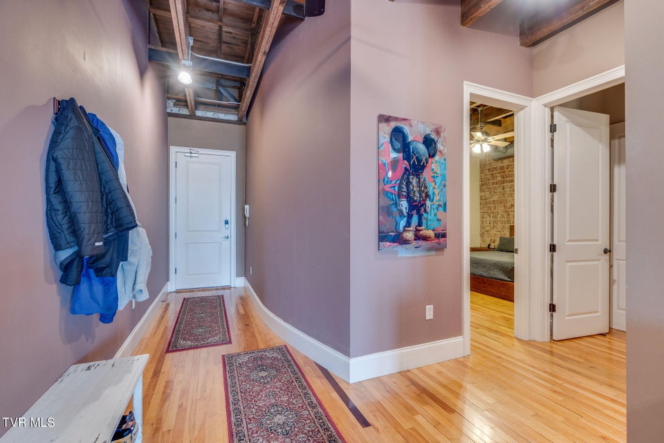 Photo #14: 217 Broad Street