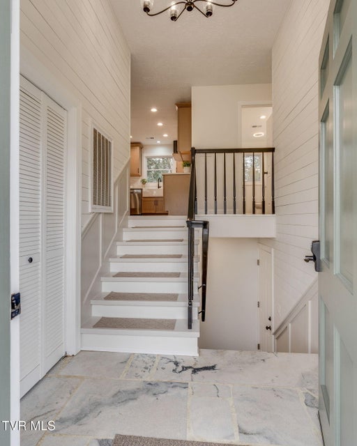 Photo #7: 404 Oakmont Drive