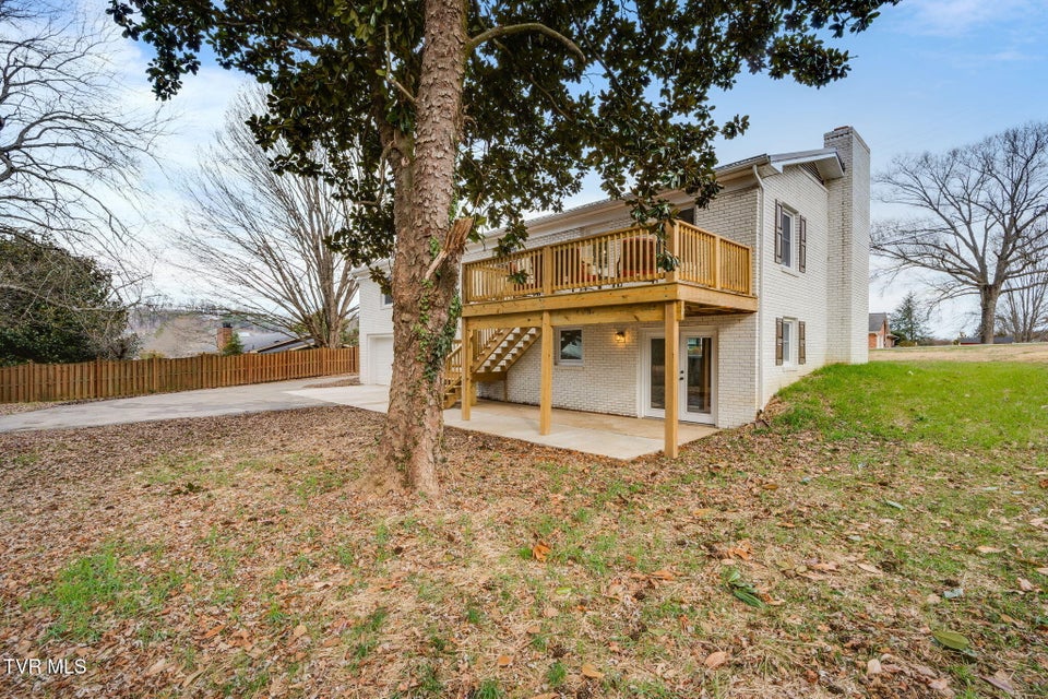 Photo #44: 404 Oakmont Drive