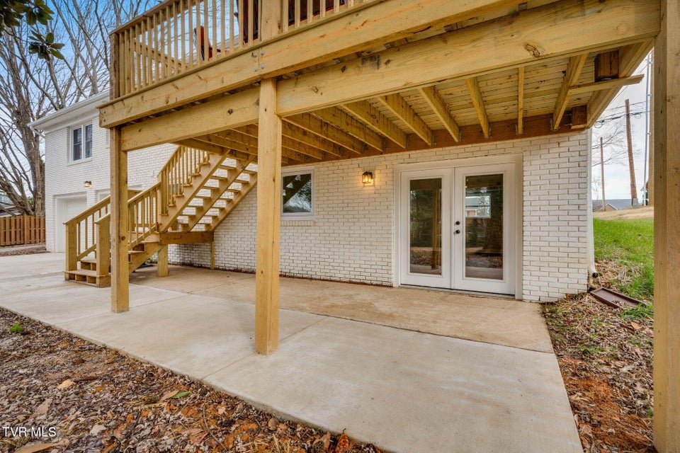 Photo #46: 404 Oakmont Drive