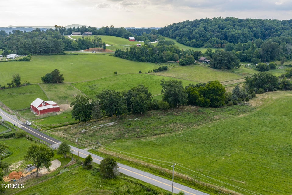 Photo #12: 186 Creasey Creek Road