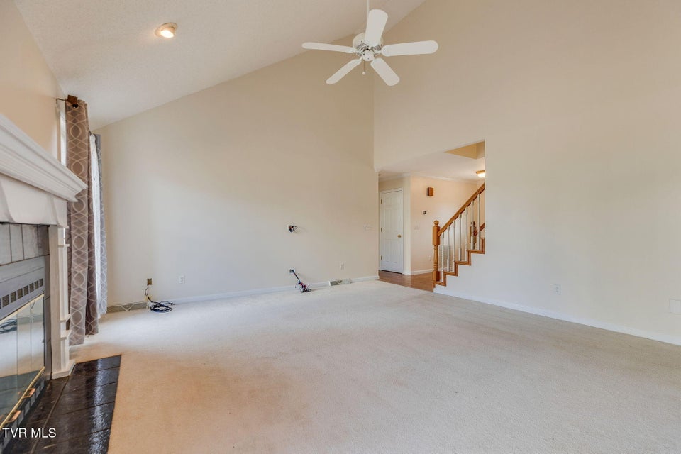 Photo #7: 106 Meadow Court