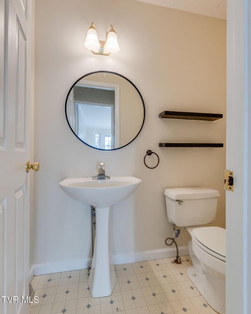 Photo #15: 106 Meadow Court