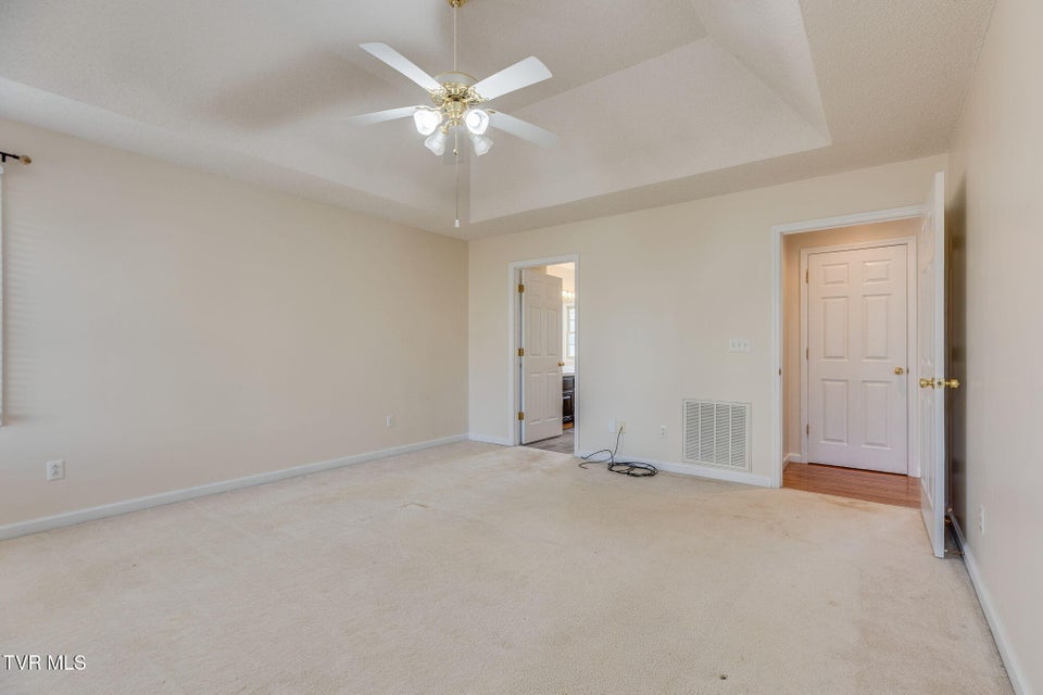 Photo #17: 106 Meadow Court