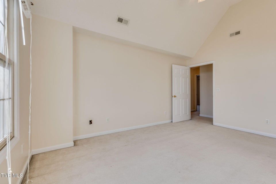 Photo #24: 106 Meadow Court