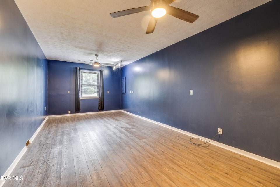 Photo #15: 285 Spurgeon Road