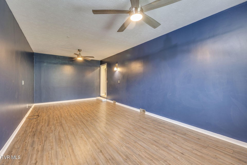 Photo #17: 285 Spurgeon Road