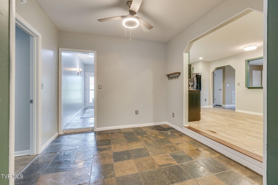 Photo #19: 285 Spurgeon Road