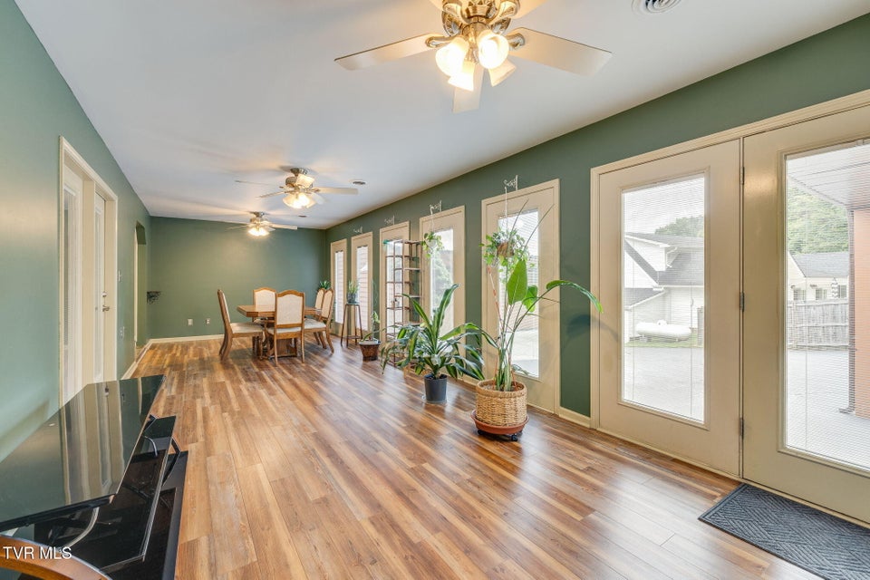 Photo #22: 285 Spurgeon Road