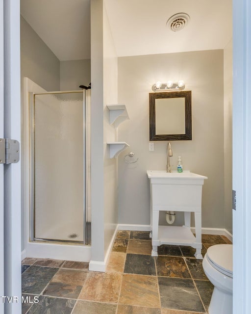 Photo #23: 285 Spurgeon Road