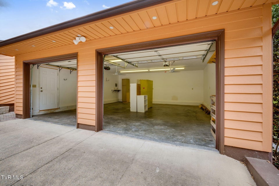 Photo #42: 285 Spurgeon Road