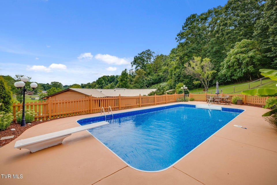 Photo #49: 285 Spurgeon Road