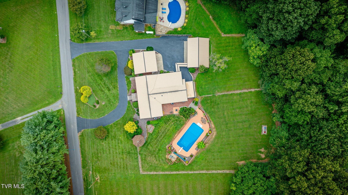 Photo #54: 285 Spurgeon Road