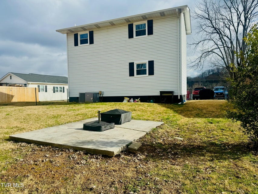 Photo #38: 1705 Millard Street