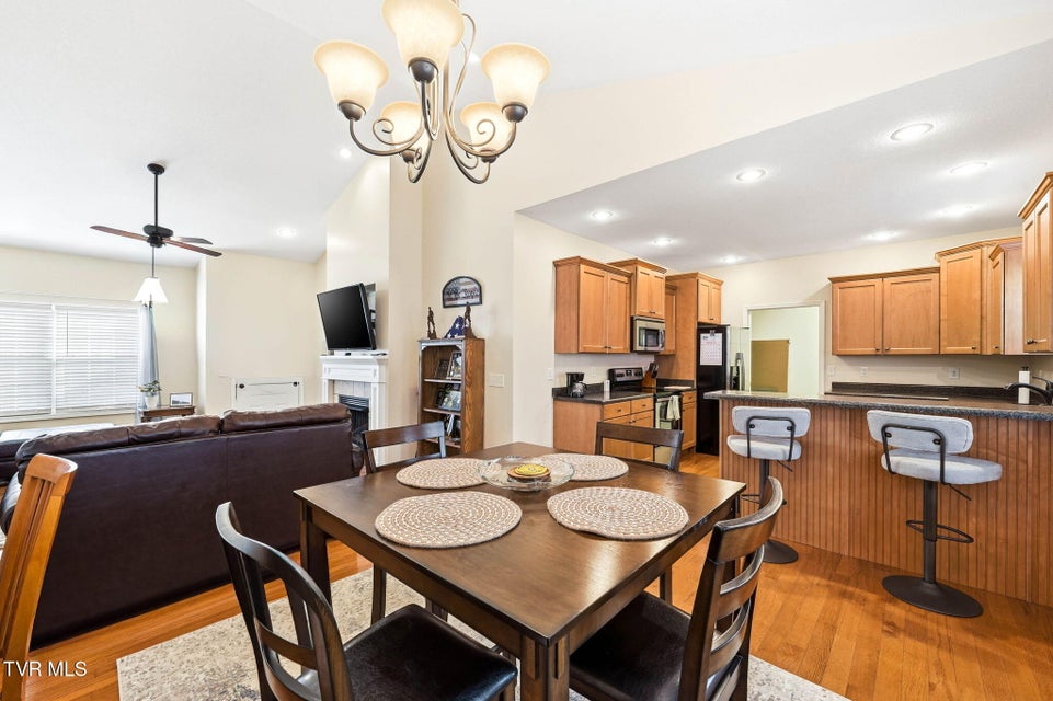 Photo #14: 205 Farmington Drive