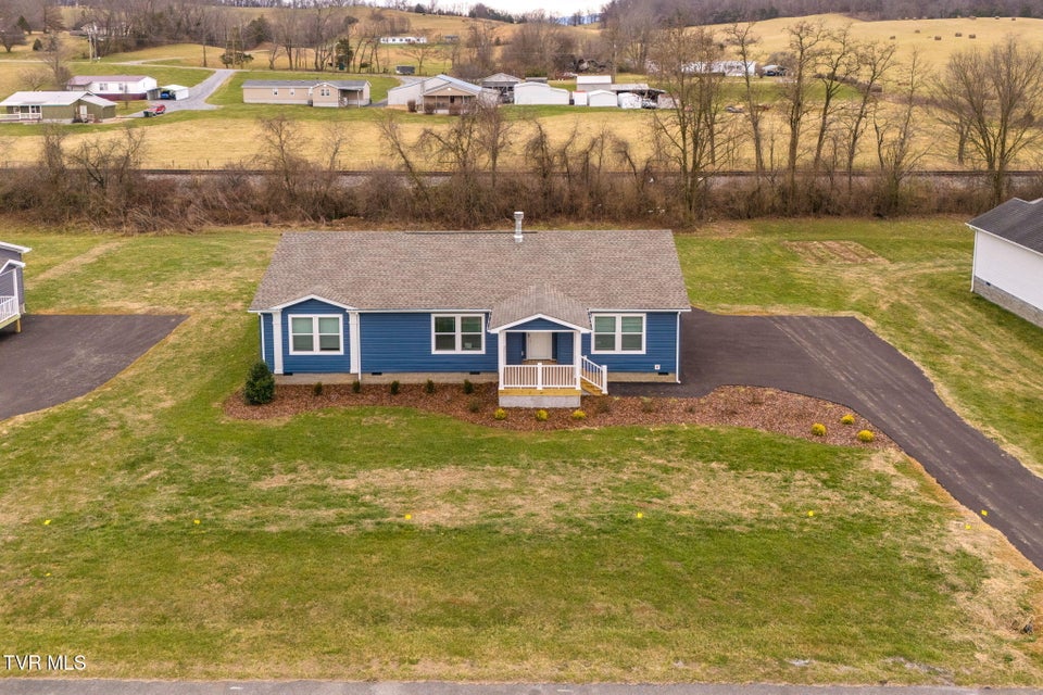 Photo #3: 18416 Fortunes Way