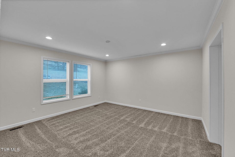 Photo #17: 18416 Fortunes Way