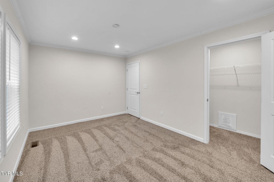 Photo #24: 18416 Fortunes Way