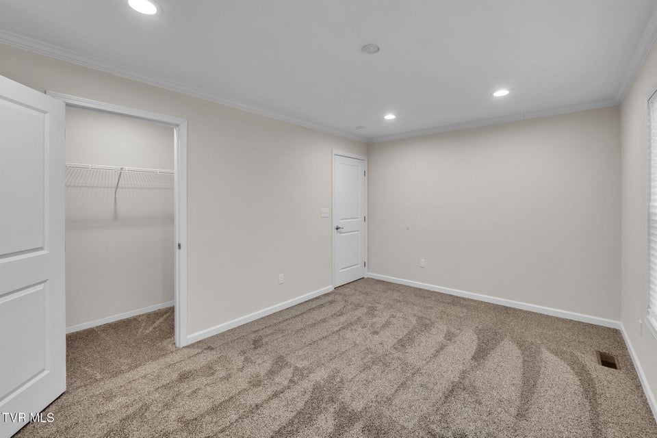 Photo #29: 18416 Fortunes Way