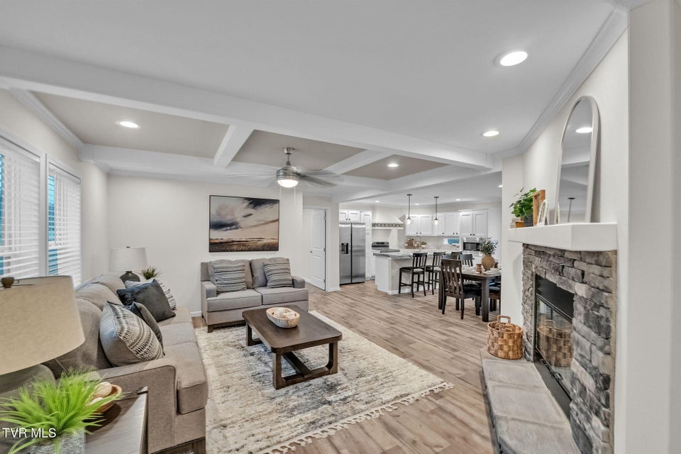 Photo #13: 18416 Fortunes Way