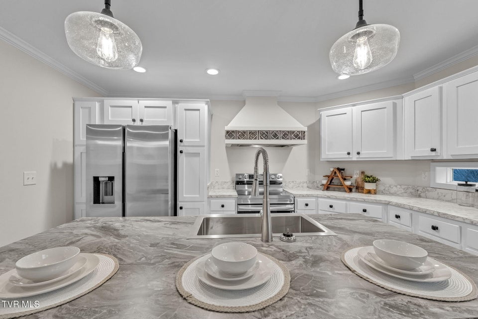 Photo #15: 18416 Fortunes Way