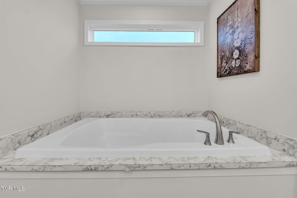 Photo #22: 18416 Fortunes Way