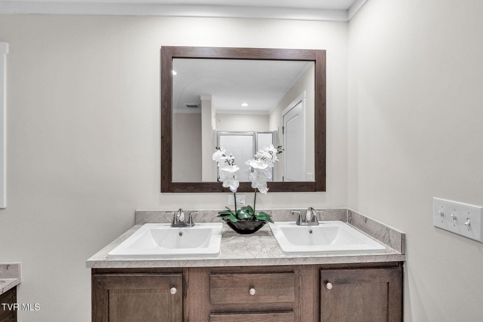 Photo #21: 18424 Fortunes Way