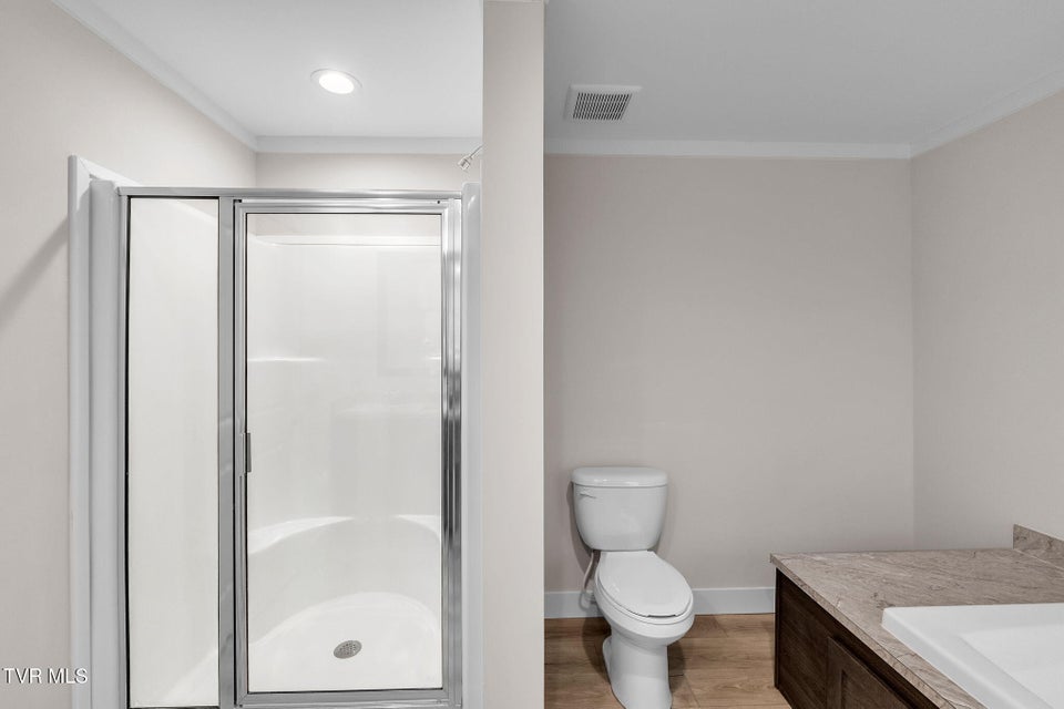 Photo #22: 18424 Fortunes Way