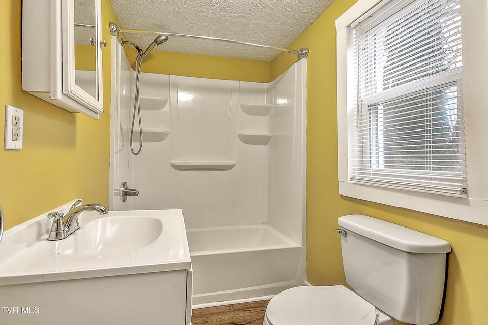 Photo #10: 2125 Randolph Street