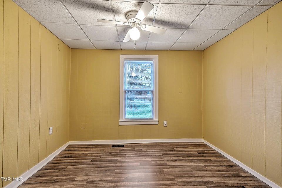 Photo #11: 2125 Randolph Street