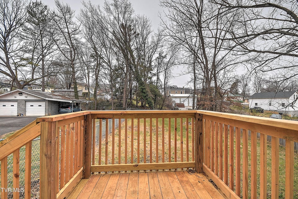 Photo #15: 2125 Randolph Street