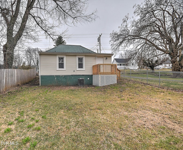 Photo #16: 2125 Randolph Street